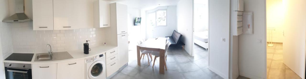 Appartements Renove 2023 Proche Aeroport 5Min, Gare Sncf 2 Min, Tramway Au Pied De L'Immeuble , Parking Possible, Renovated Apartments 2023 Near The Airport 5 Min, Train Station 2 Min, Tram Next To The Building 1 Min, Parking Possible Nice Ngoại thất bức ảnh
