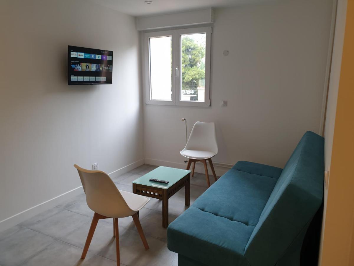 Appartements Renove 2023 Proche Aeroport 5Min, Gare Sncf 2 Min, Tramway Au Pied De L'Immeuble , Parking Possible, Renovated Apartments 2023 Near The Airport 5 Min, Train Station 2 Min, Tram Next To The Building 1 Min, Parking Possible Nice Ngoại thất bức ảnh