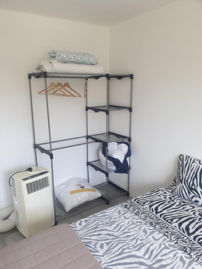 Appartements Renove 2023 Proche Aeroport 5Min, Gare Sncf 2 Min, Tramway Au Pied De L'Immeuble , Parking Possible, Renovated Apartments 2023 Near The Airport 5 Min, Train Station 2 Min, Tram Next To The Building 1 Min, Parking Possible Nice Ngoại thất bức ảnh