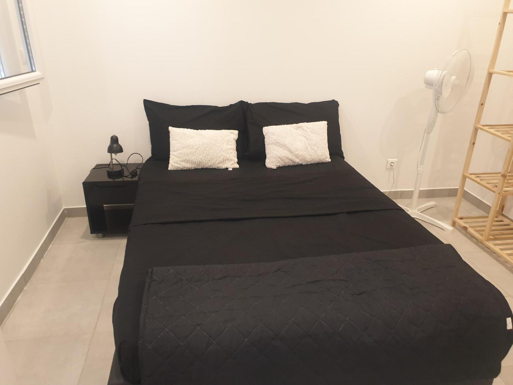 Appartements Renove 2023 Proche Aeroport 5Min, Gare Sncf 2 Min, Tramway Au Pied De L'Immeuble , Parking Possible, Renovated Apartments 2023 Near The Airport 5 Min, Train Station 2 Min, Tram Next To The Building 1 Min, Parking Possible Nice Phòng bức ảnh